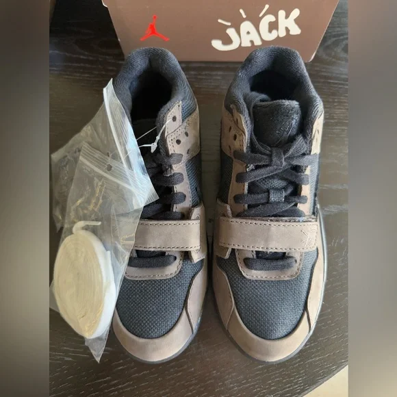 Travis Scott Jumpman jack kids ✨🤎